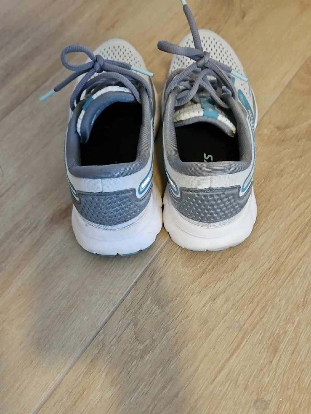 Brooks lightweight running